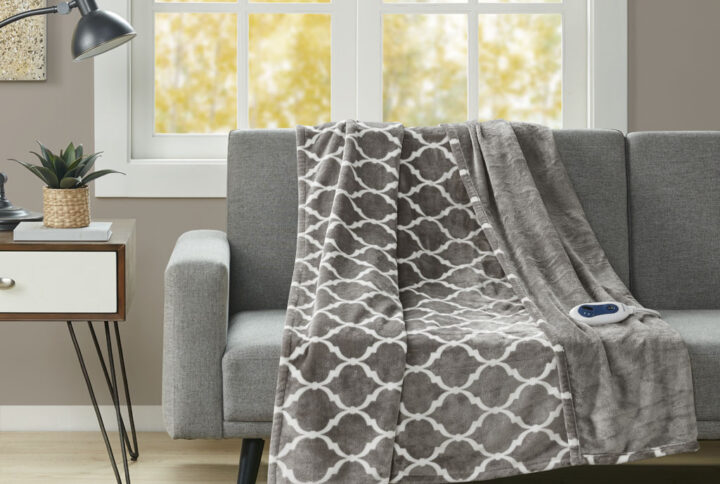 Our heated throw utilizes state of the art Secure Comfort heated technology that adjusts the temperature of your throw based on overall temperature