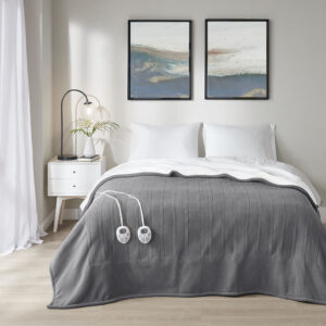 The Serta Fleece to Sherpa Heated Blanket offers incredible comfort and warmth to keep you extra cozy in bed. This heated blanket features an ultra-soft fleece face with a cozy Sherpa reverse