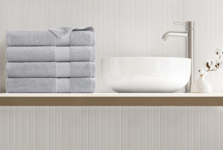 Live in luxury with our soft 100% Turkish cotton 500 GSM towel set