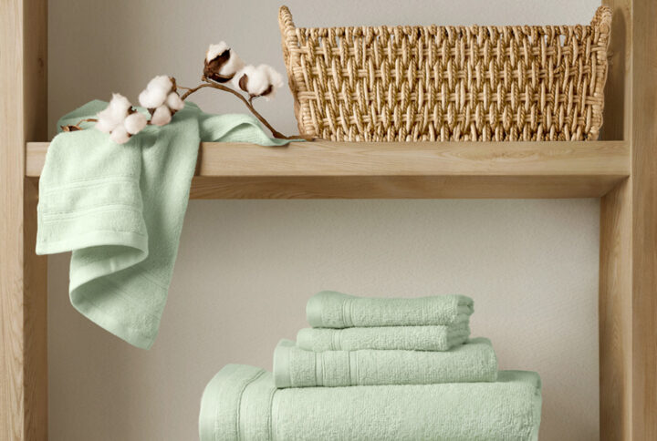 Renowned for its quick-drying breathability