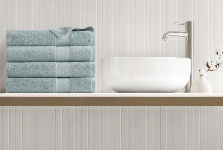 Live in luxury with our soft 100% Turkish cotton 500 GSM towel set