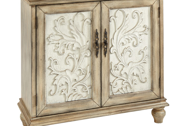 creating a rich contrasting farmhouse look. With a single shelf to help organize your essentials