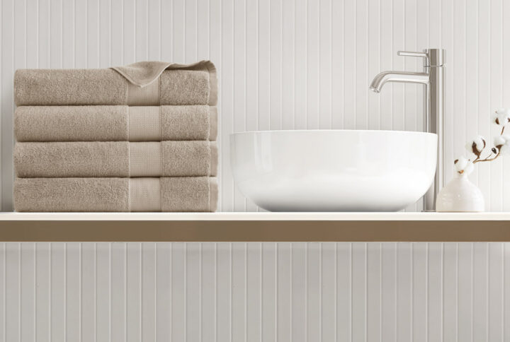 Live in luxury with our soft 100% Turkish cotton 500 GSM towel set