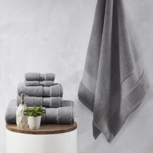 Our Madison Park Signature Splendor 1000 GSM 100% Cotton 6 Piece Towel Set provides a true luxurious addition to your bathroom essentials. This 100% cotton towel set features oversized bath towels with 1000gsm construction and 900gsm hand/wash towels that ensure a premium quality and heavy weight