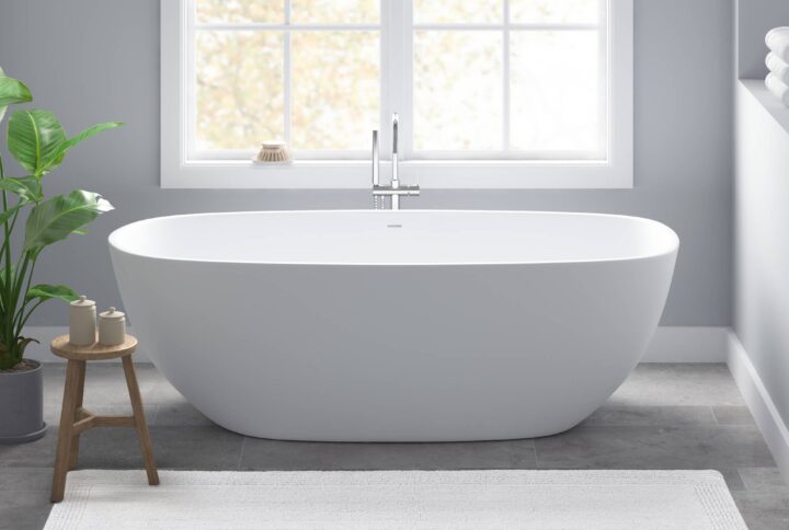 The Madison Park Signature Splendor 100% Cotton Tufted 3000 GSM Reversible Bath Rug brings incredible comfort and softness to your bathroom decor. This 100% cotton bath rug features a superior tufted top construction in a heavy 3000gsm weight