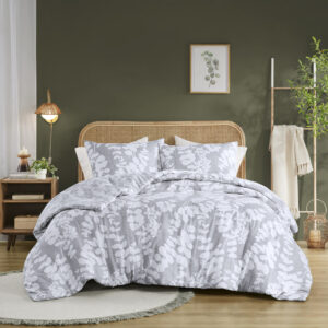 Enjoy an unforgettable cozy sleep experience with our premium microfiber bedding set decorated with a stunning reversible floral print. Lightweight yet fluffy