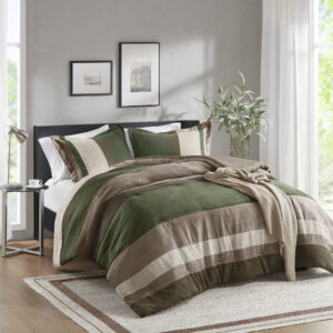 pre-washed bedding set displaying a charming color block design. Pieced together in two tones