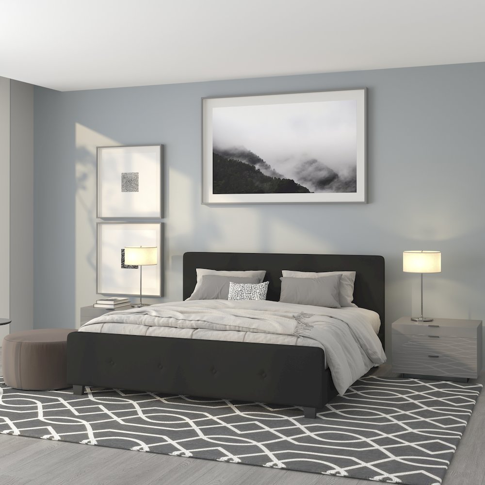 King Size Tufted Upholstered Platform Bed in Black Fabric