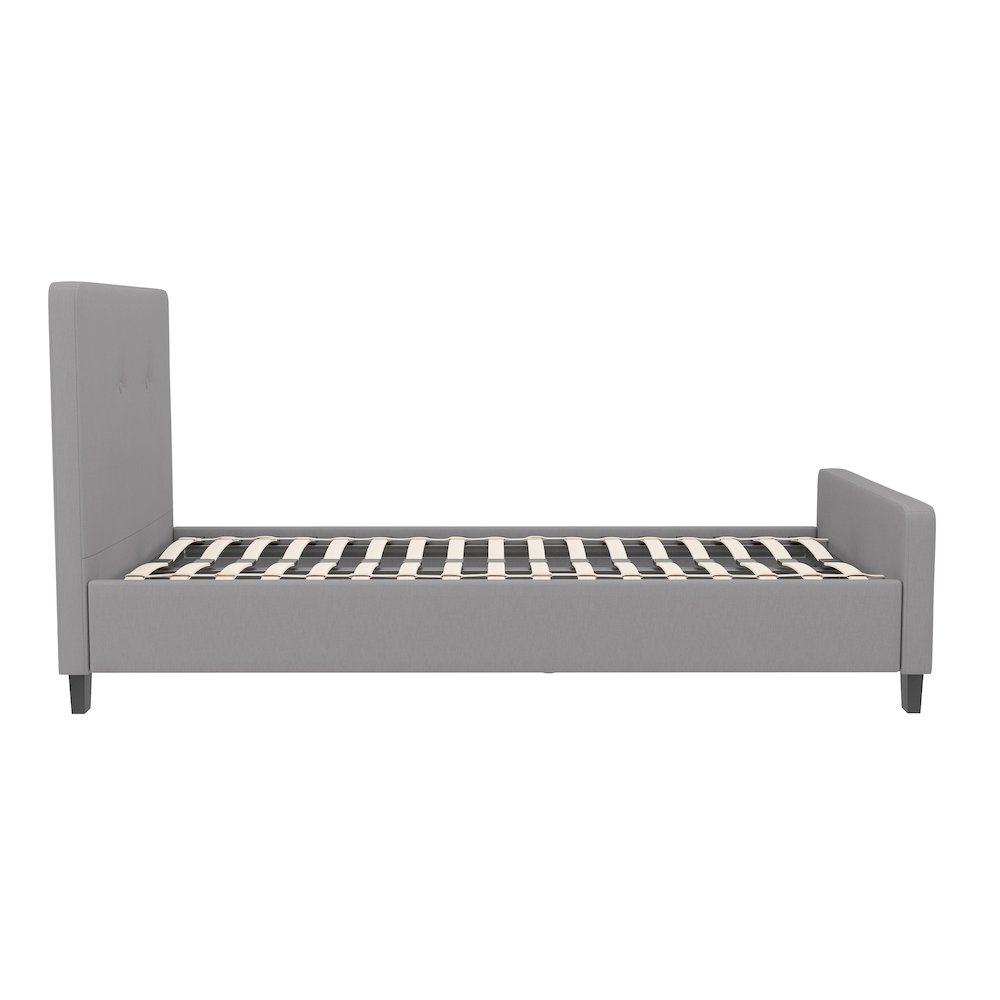 Full Size Tufted Upholstered Platform Bed in Light Gray Fabric