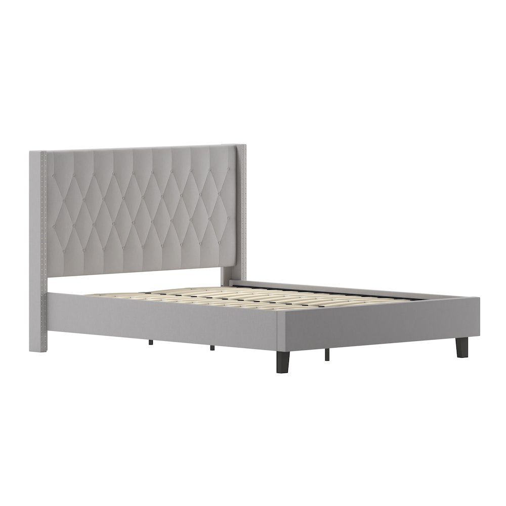 Queen Size Tufted Upholstered Platform Bed in Light Gray Fabric