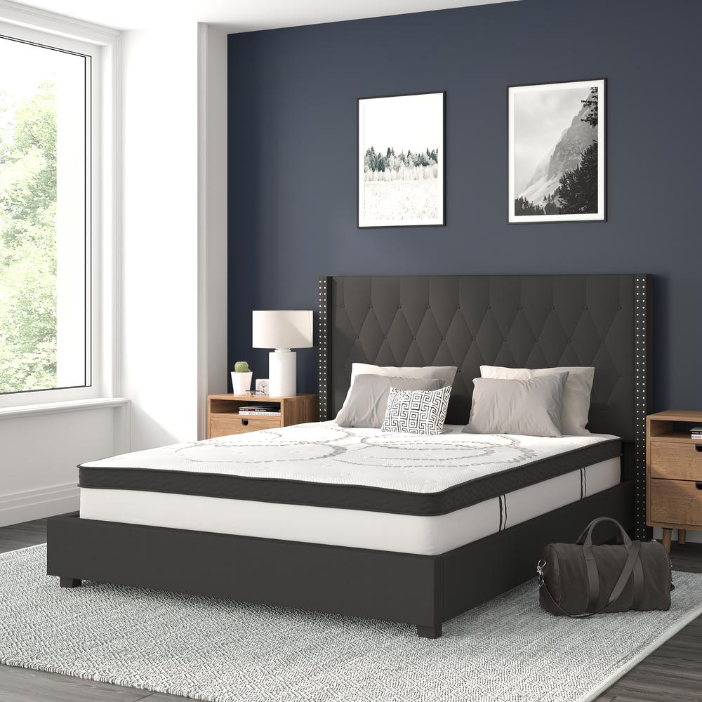 Queen Size Tufted Upholstered Platform Bed in Black Fabric