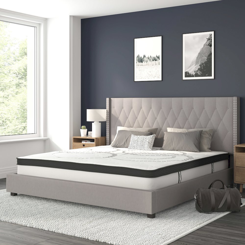 King Size Tufted Upholstered Platform Bed in Light Gray Fabric