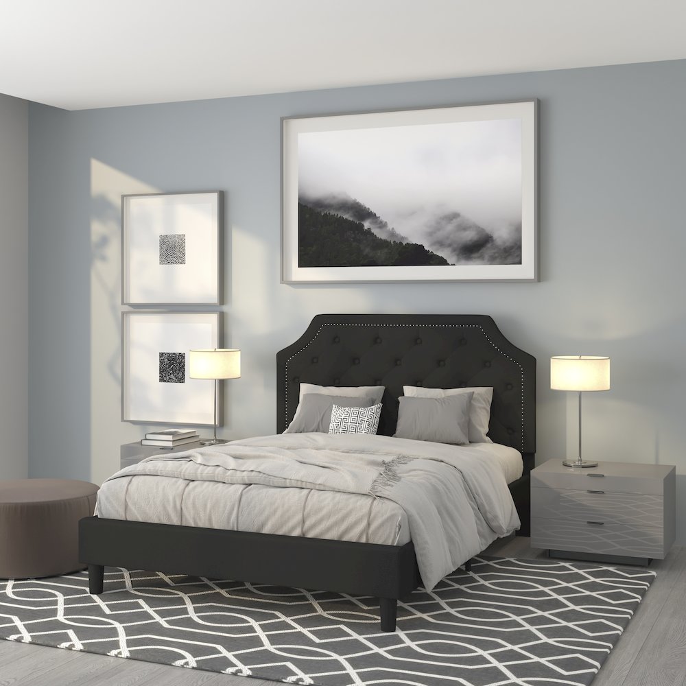 Queen Size Tufted Upholstered Platform Bed in Black Fabric