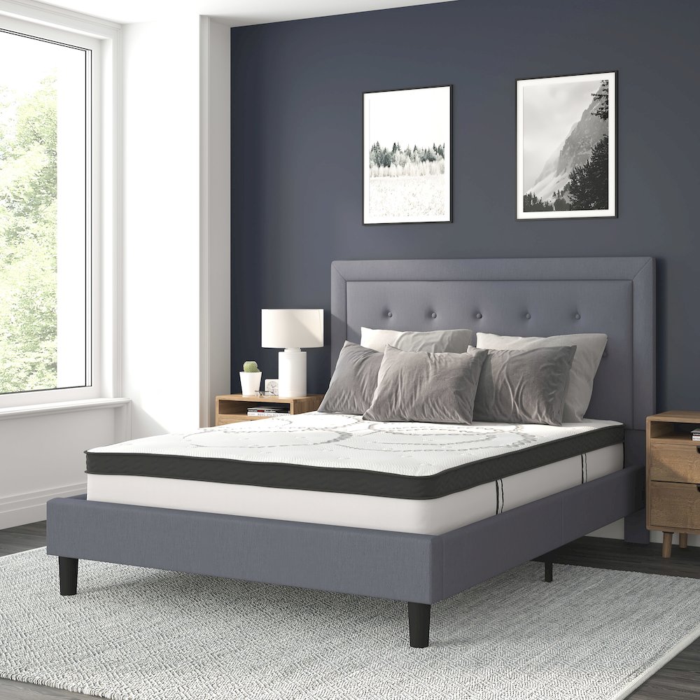 Queen Size Tufted Upholstered Platform Bed in Light Gray Fabric