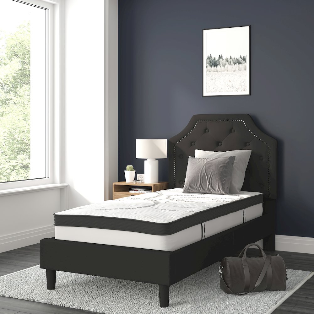 Twin Size Tufted Upholstered Platform Bed in Black Fabric