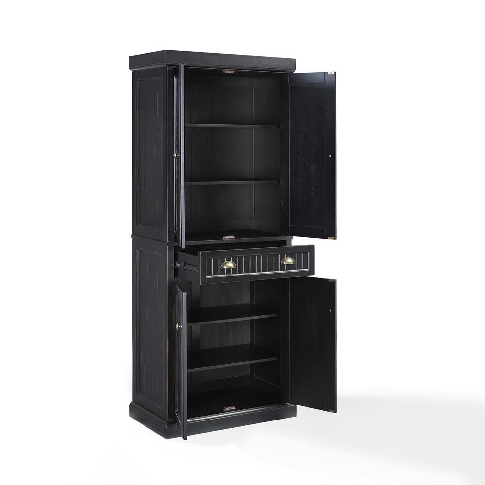 Seaside Kitchen Storage Pantry