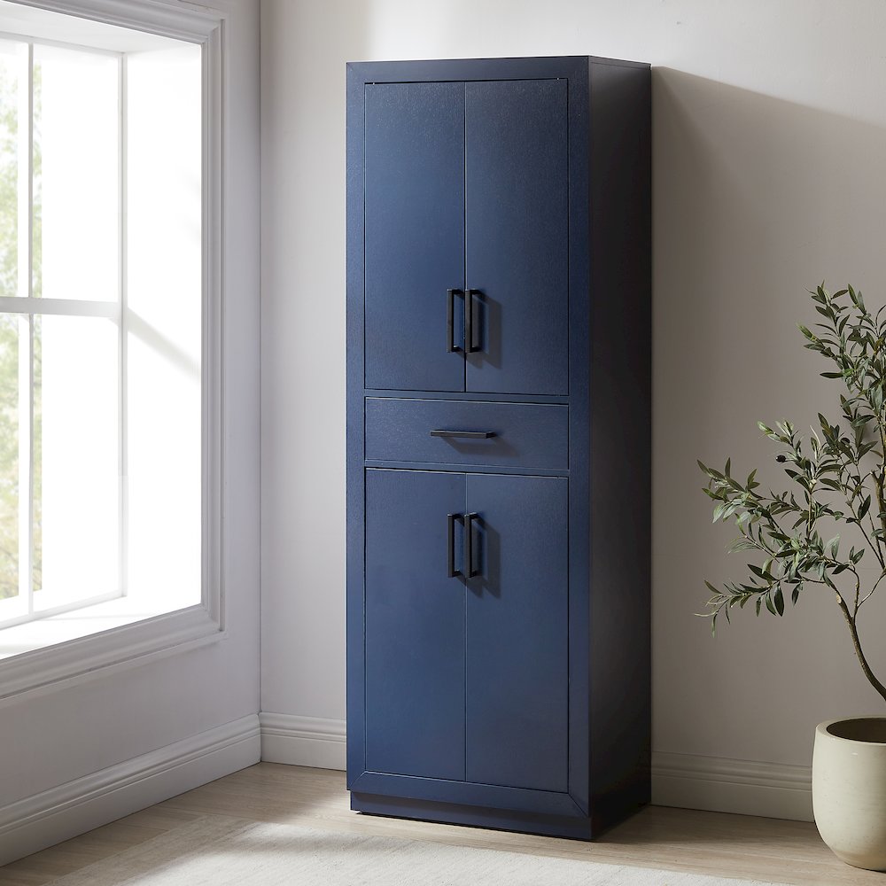 Isla Kitchen Storage Pantry