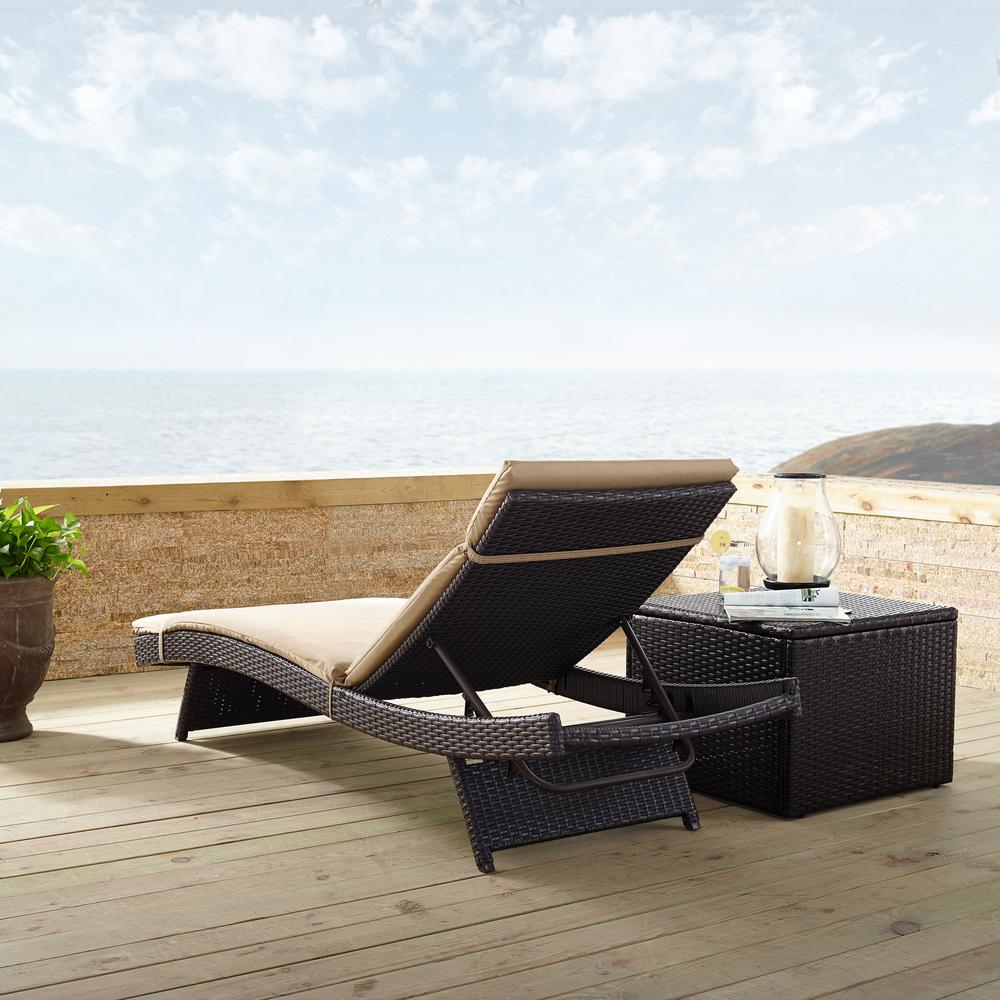 Biscayne Wicker Outdoor Chaise Lounge