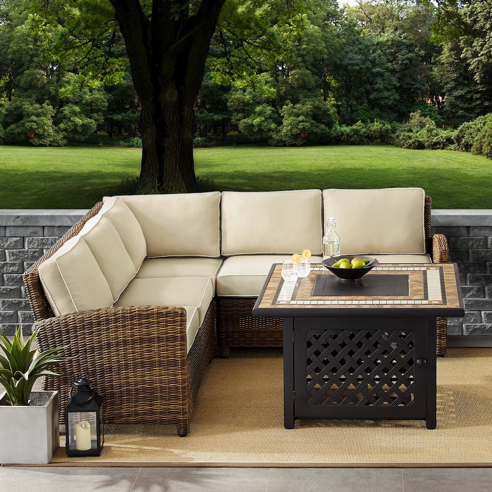 Bradenton 4Pc Wicker Outdoor Sectional Set W/ Fire Table