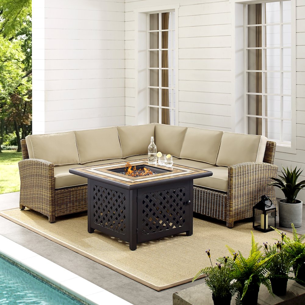 Bradenton 4Pc Wicker Outdoor Sectional Set W/ Fire Table