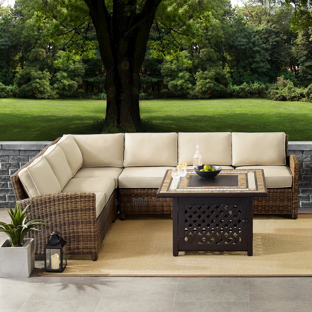Bradenton 5Pc Wicker Outdoor Sectional Set W/ Fire Table