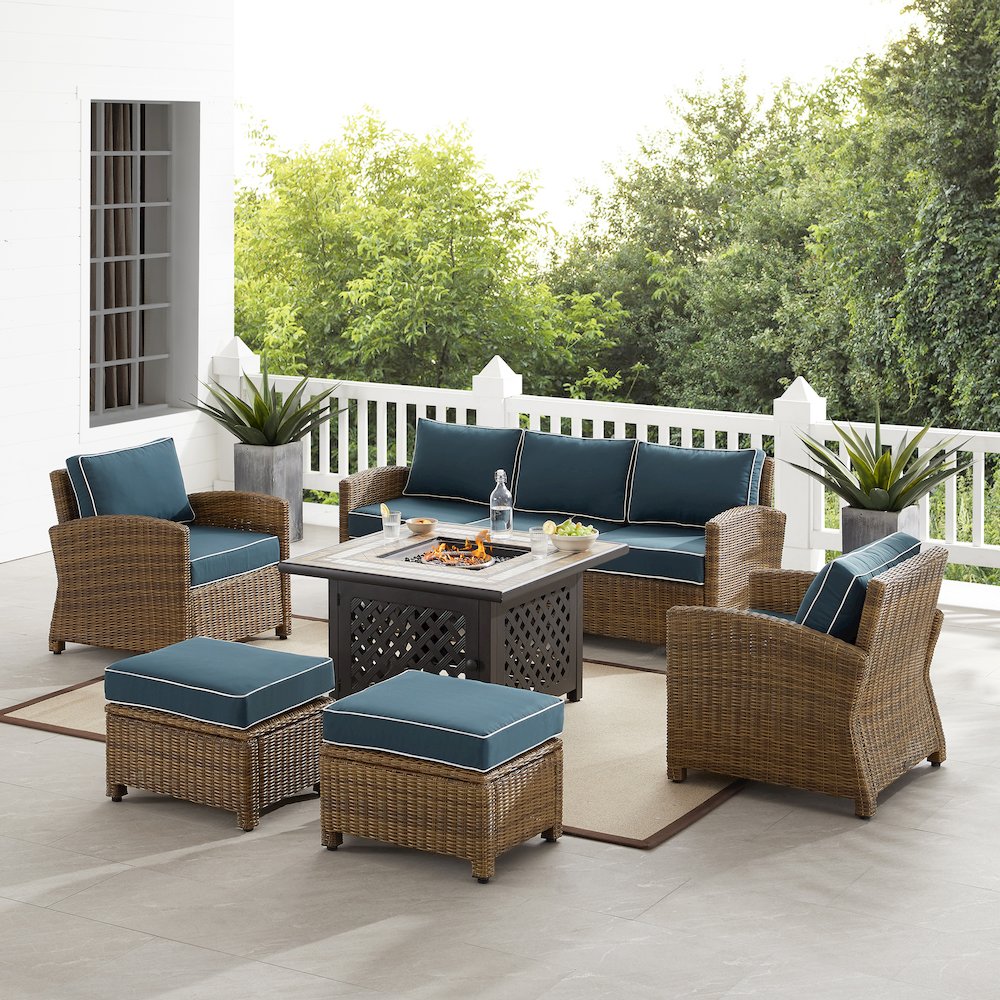 Bradenton 6Pc Wicker Outdoor Sofa Set W/ Fire Table