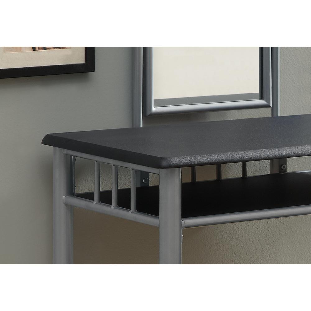 Makeup Table
