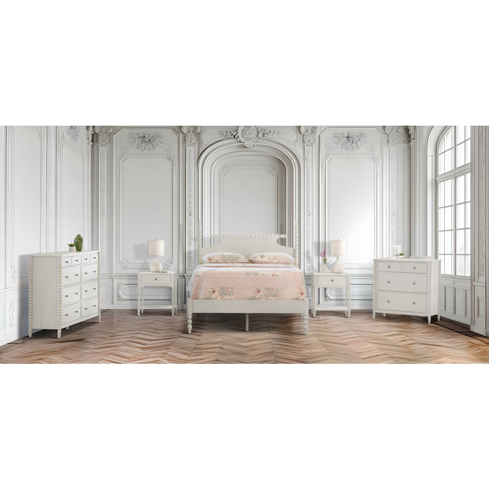 Spindle Bedroom Set