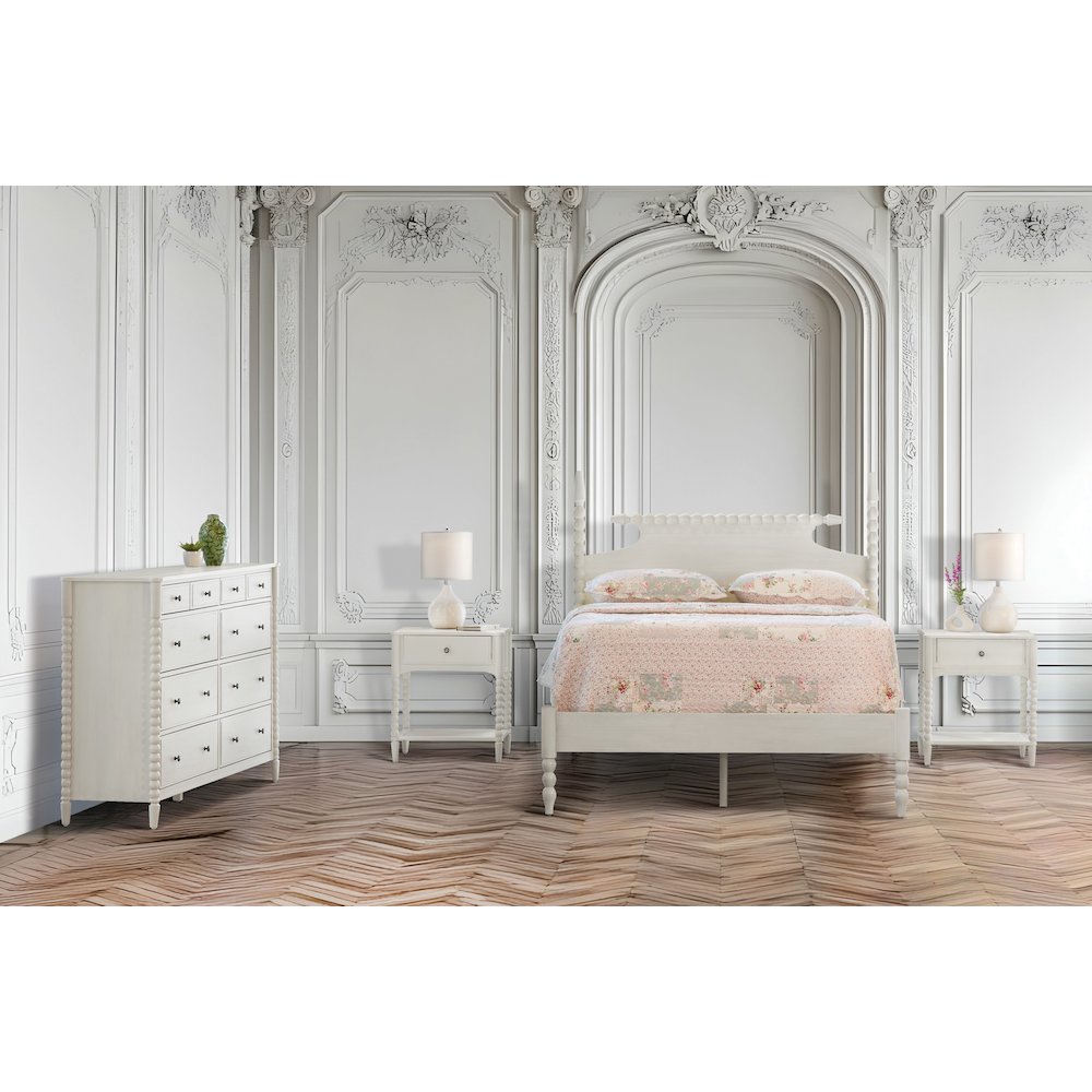 Spindle Bedroom Set