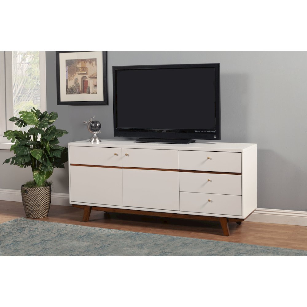 Dakota TV Console
