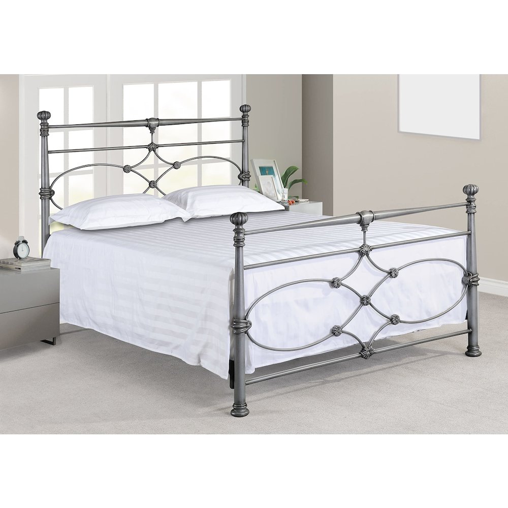 Vivienne Bed