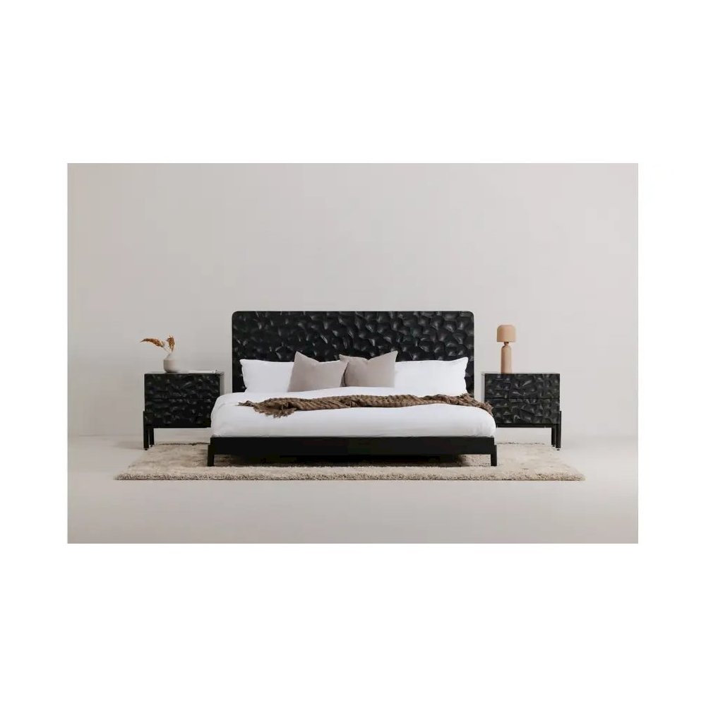 Misaki Queen Bed Black