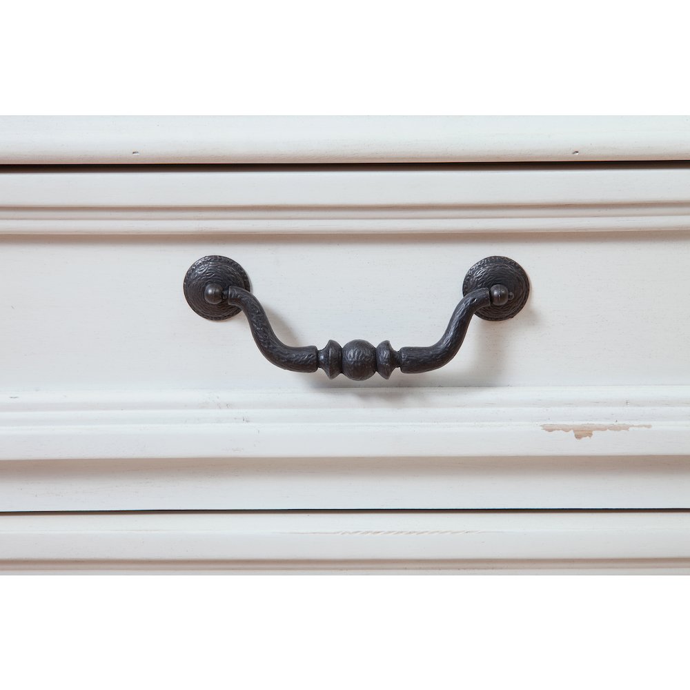 Stonebrook 5-Drawer Chest – Distressed Antique White