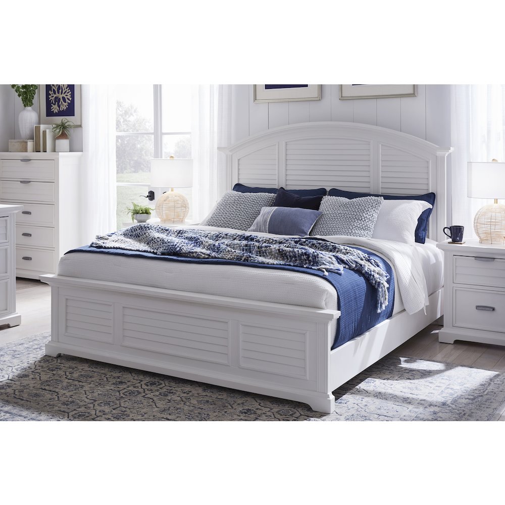 Heritage Coast Bed – Queen – Coastal White