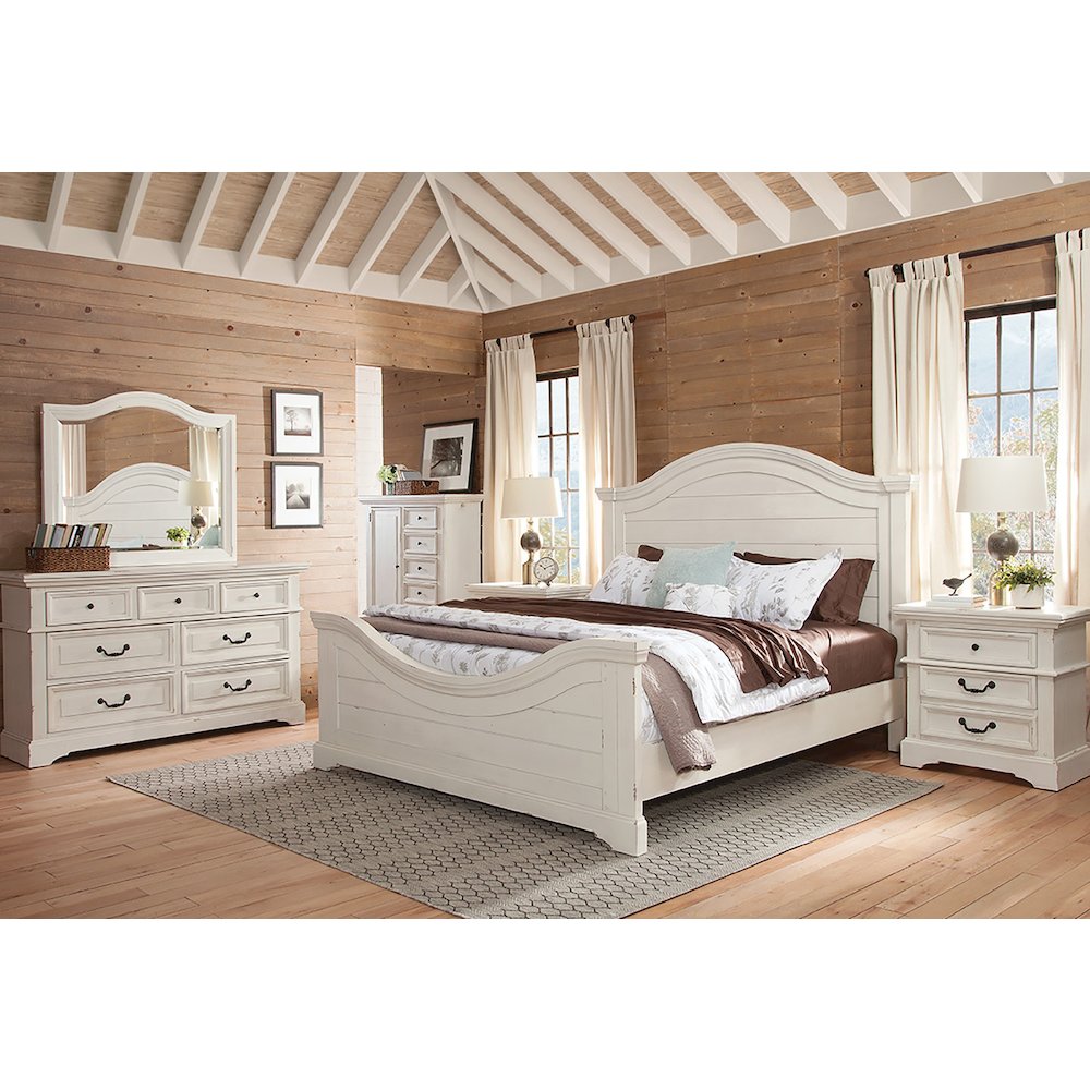 Stonebrook Queen Panel Bed – Distressed Antique White