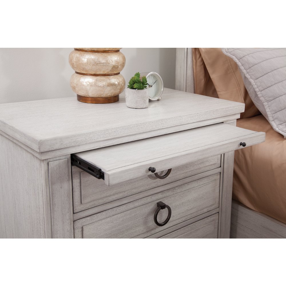 Salter Path 3-Drawer Nightstand – White with Grain
