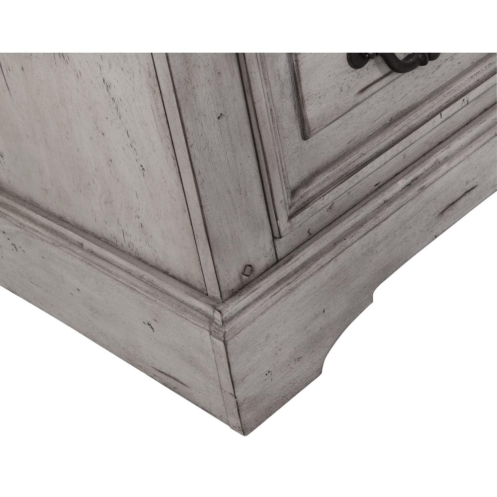 Stonebrook Double Dresser – Light Distressed Antique Gray
