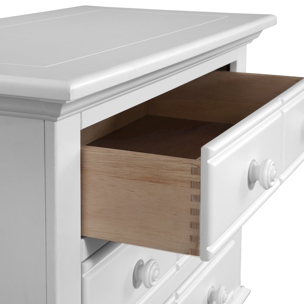 Cottage Traditions 5-Drawer Chest  – White Cottage