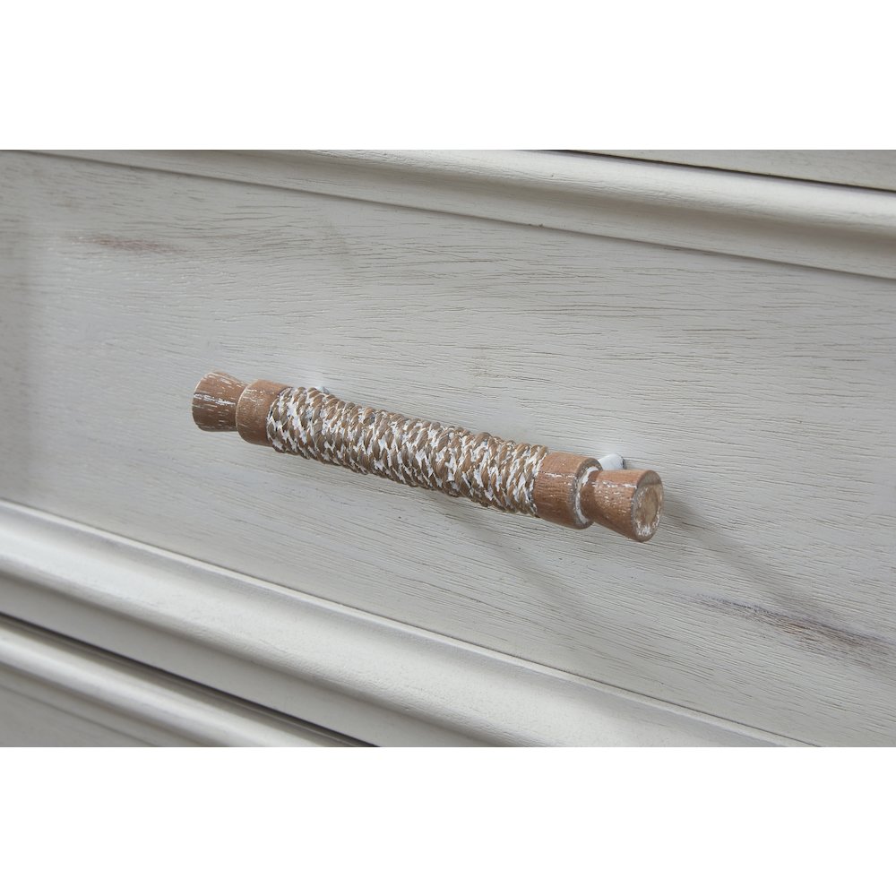 Beach Comber Chest – Weathered White – Sand Top