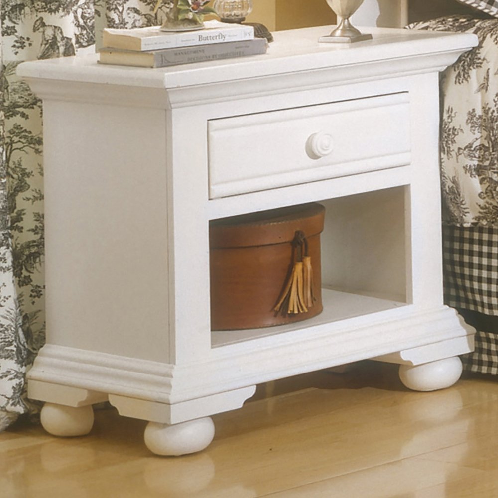 Cottage Traditions 1-Drawer Nightstand – White Cottage