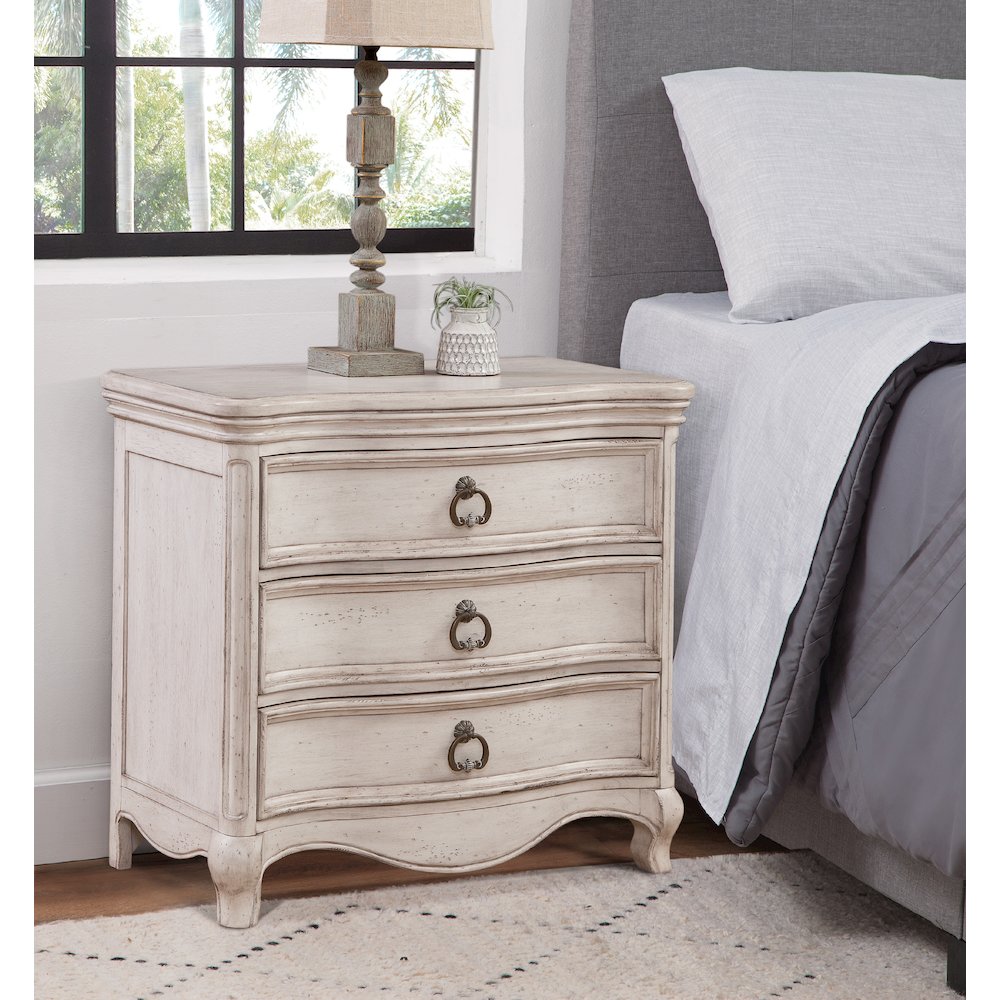 Genoa 3-Drawer Nightstand – Antique White