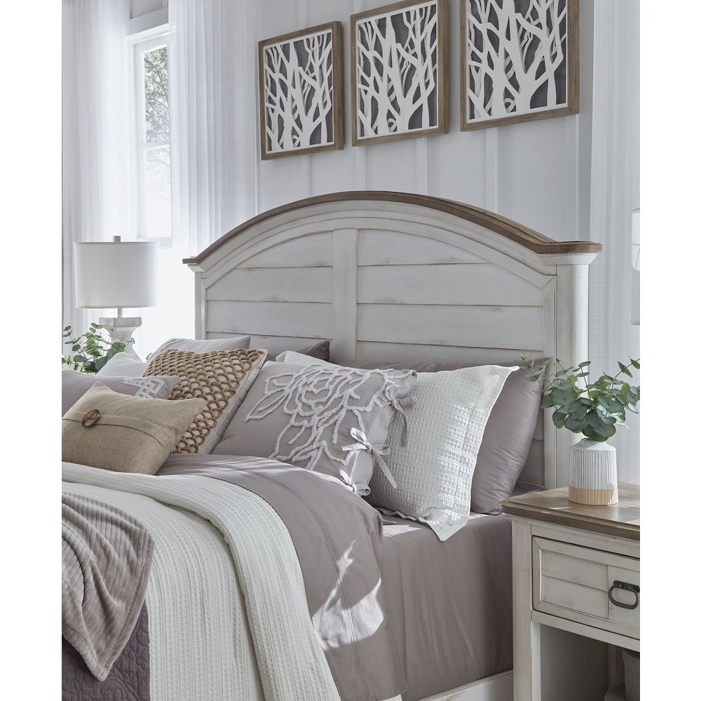 Meadowbrook Arched King Bed – Whitewash – Sand Top