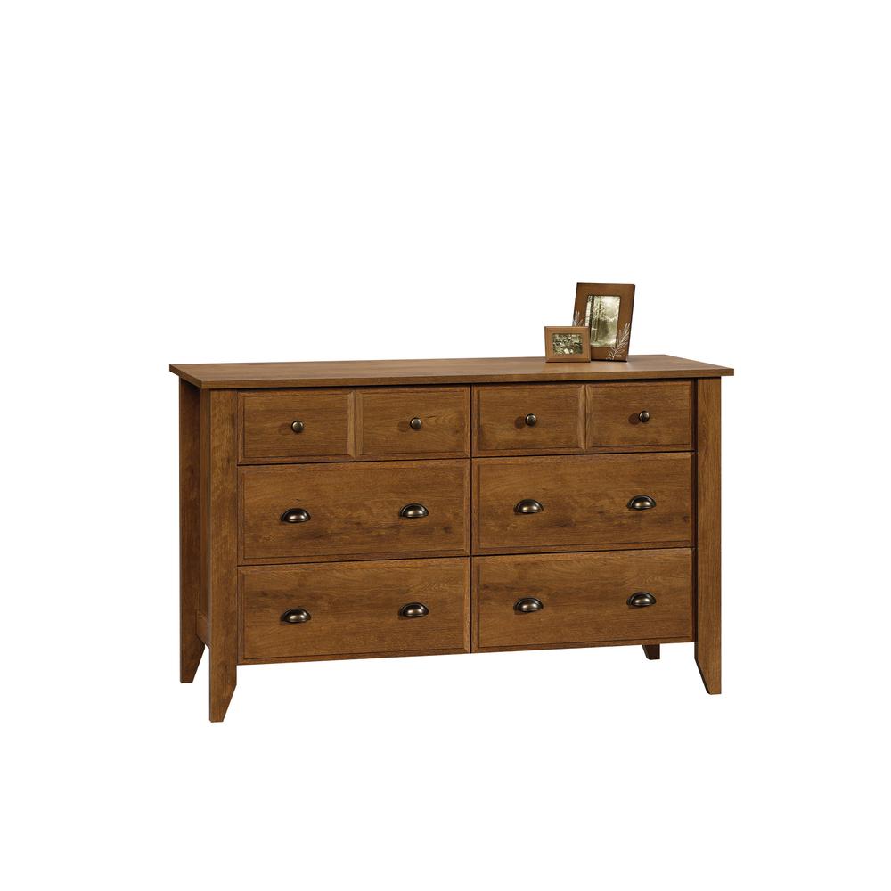Shoal Creek Dresser