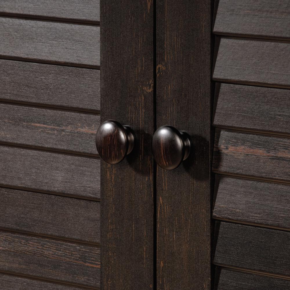 Antiqued Paint finish