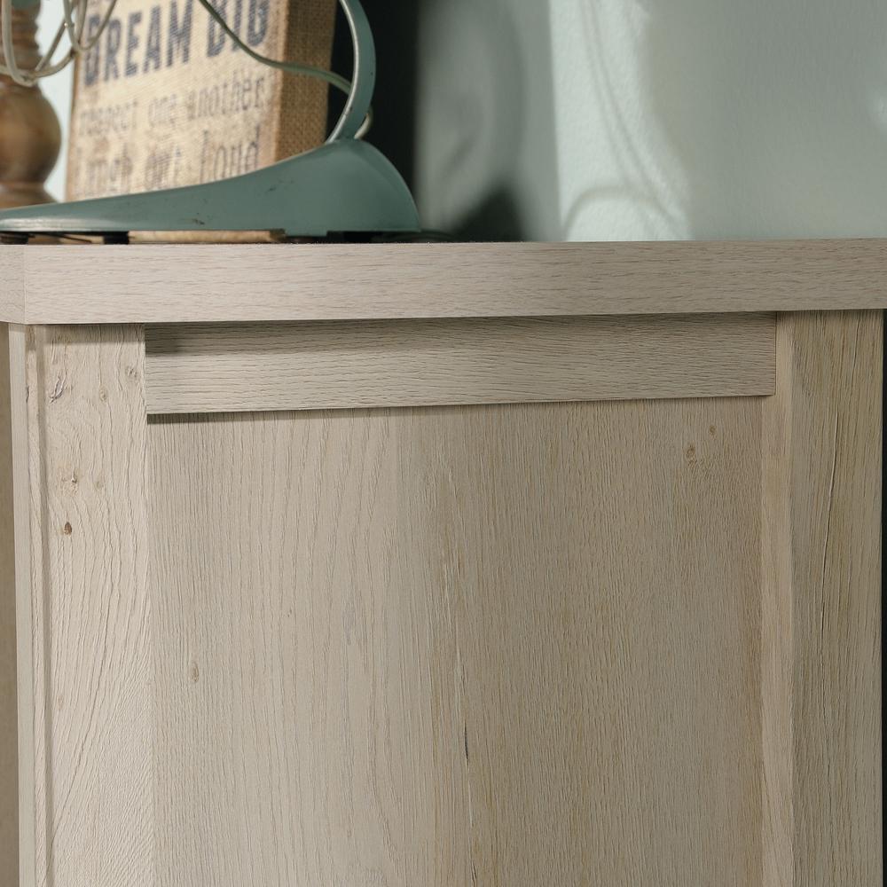 Chalked Chestnut finish