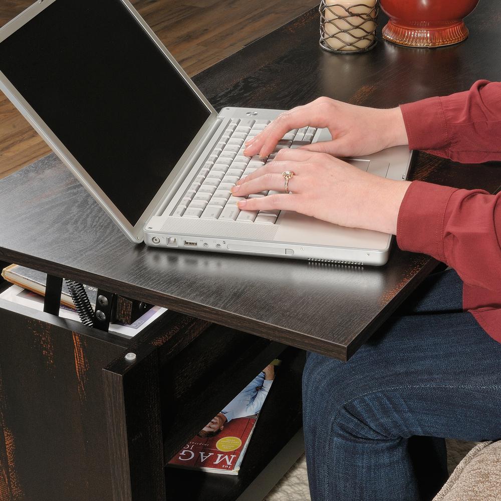 Dakota Pass Lift Top Coffee Table Chp