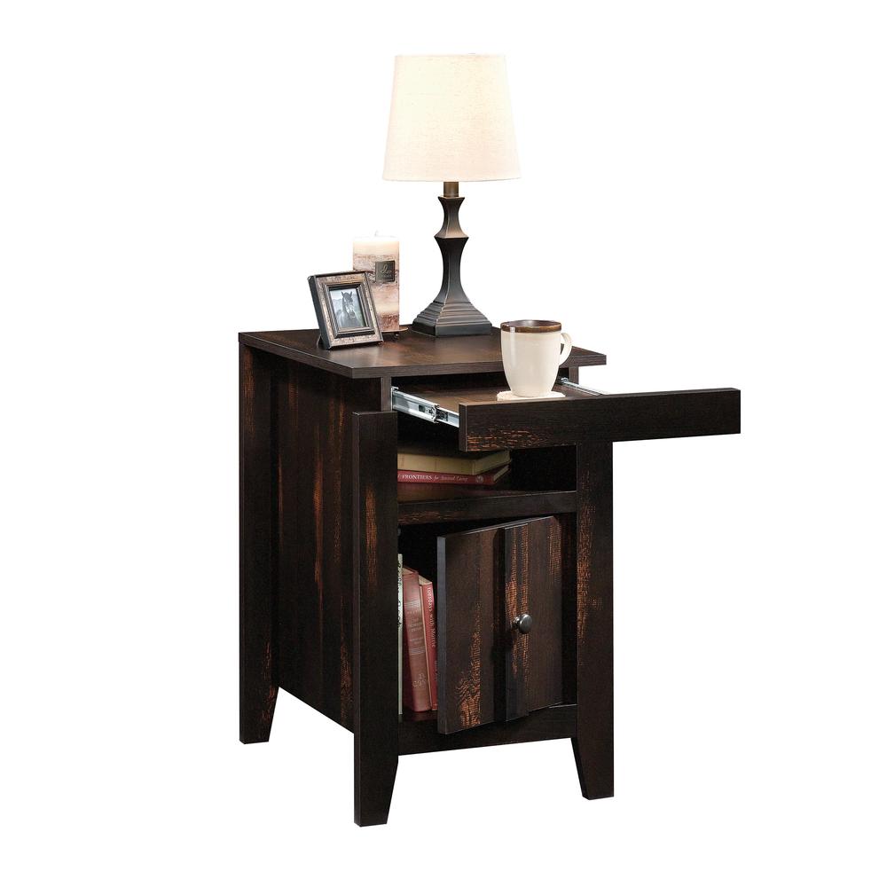 Dakota Pass End Table Chp