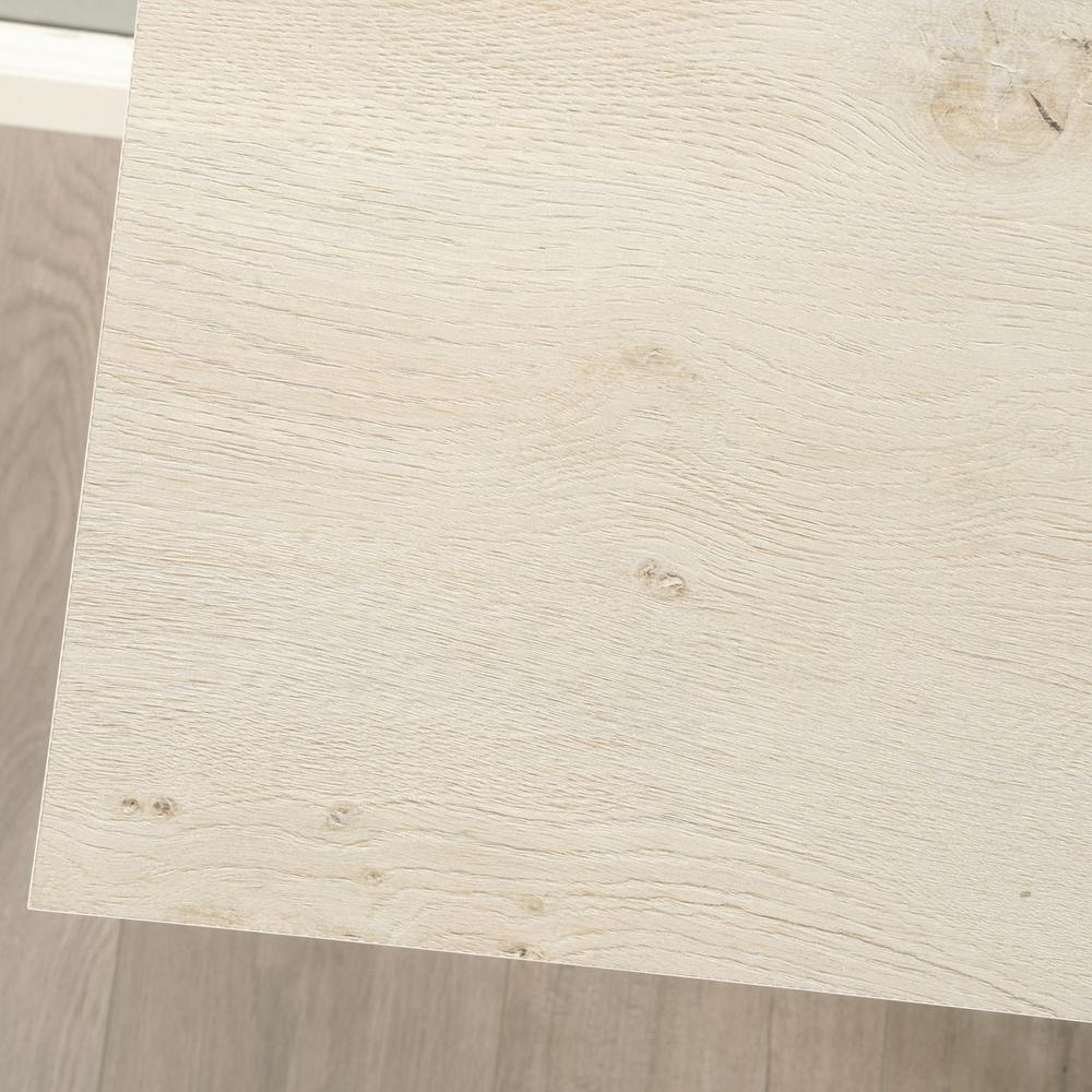 Chalked Chestnut finish