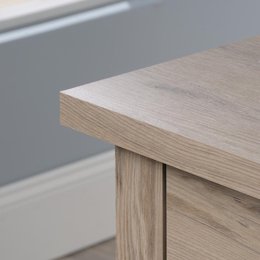 Summit Station Chest