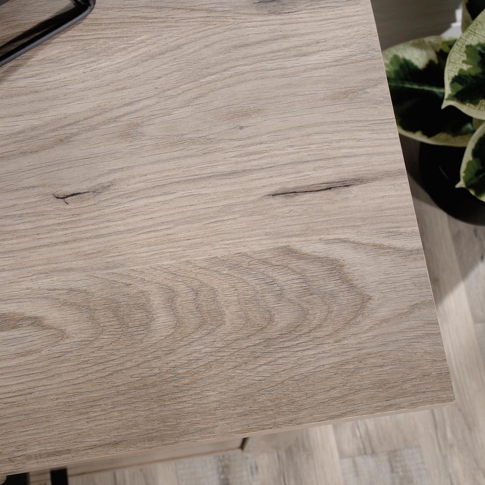 Summit Station Dresser